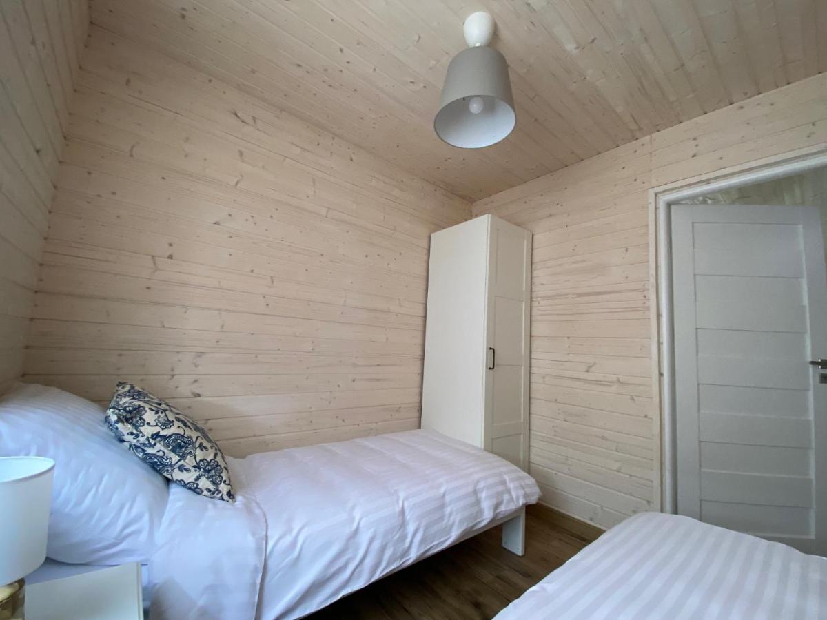 Hotel Cztery Katy Rusinowo  Esterno foto